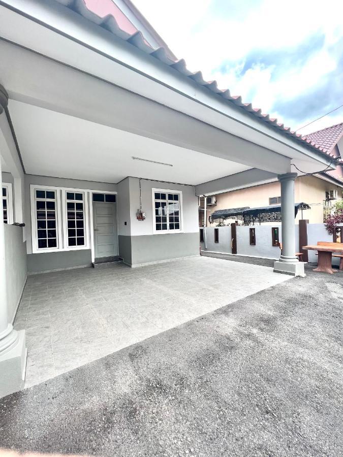Teratai Homestay 3 Batu Buruk Kuala Terengganu Exterior photo